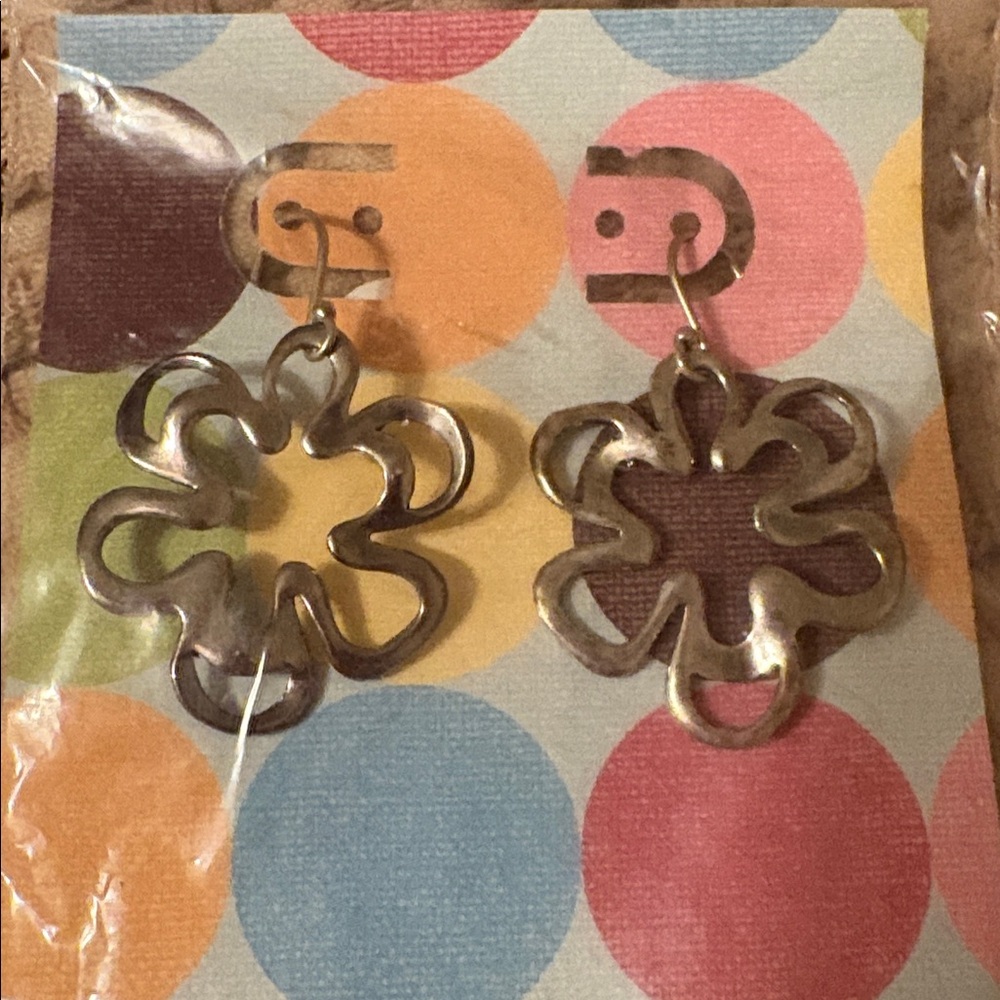 Silpada Silver Flower Earrings
